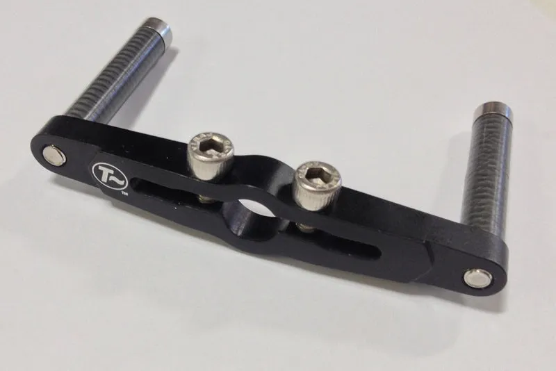 Clamp-On Double-Sided Chain Keeper
