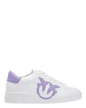 Flat sneakers logo